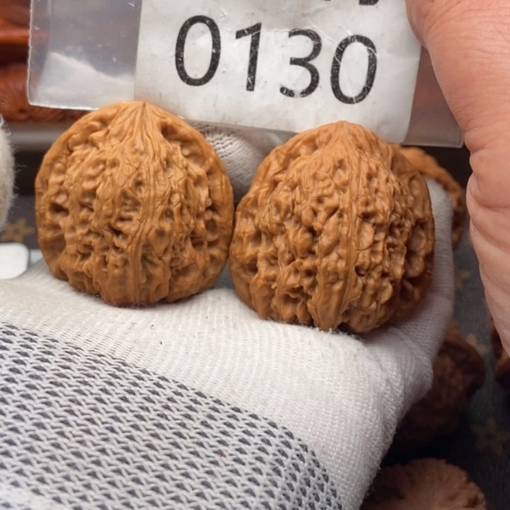 吊坠文玩核桃南疆石全品41