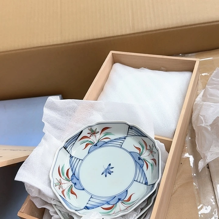 ?****悠精品瓷器。