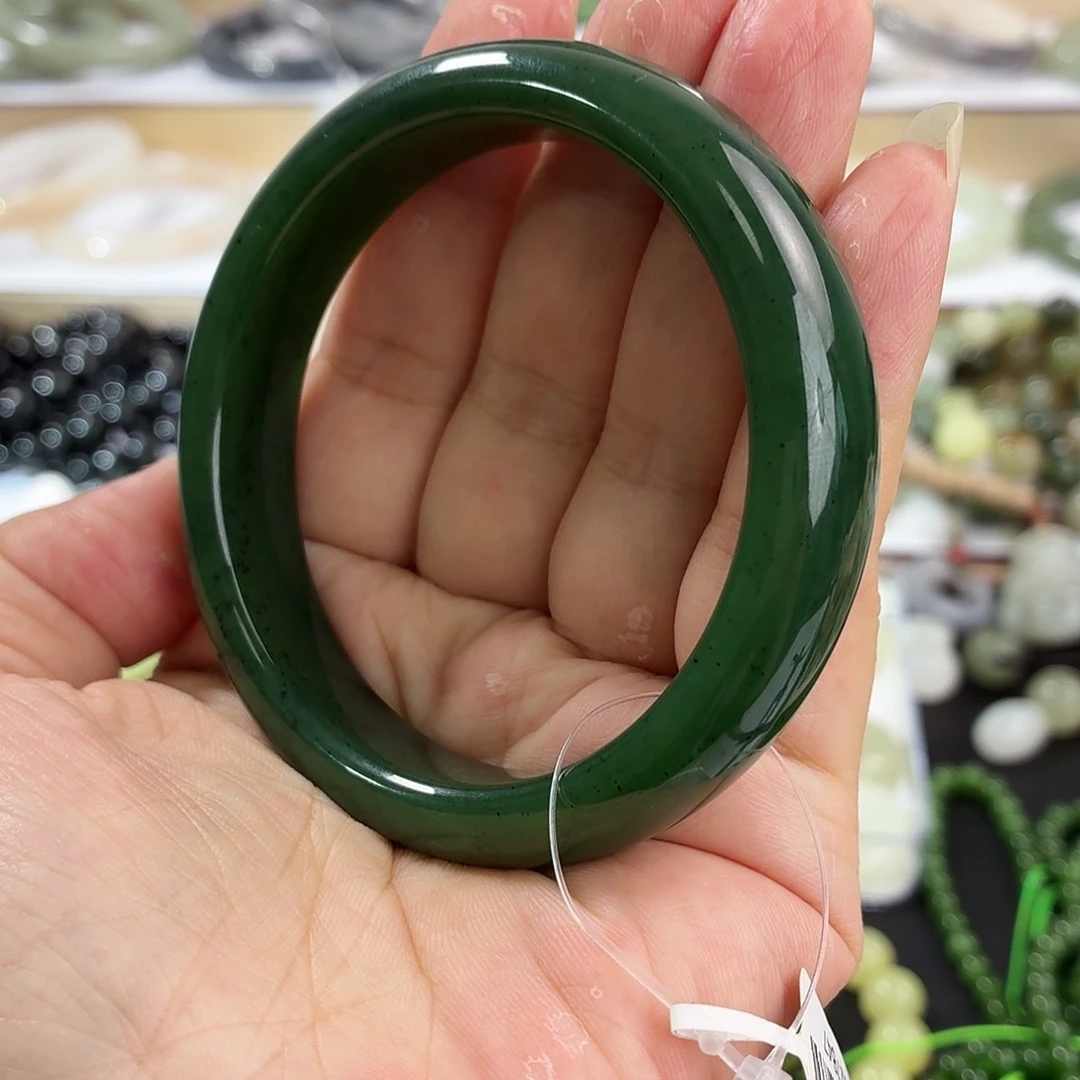 和田玉（碧玉）手镯未镶嵌