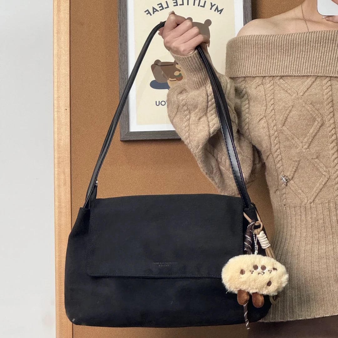 一张同学【长约30宽11高20cm】时尚单肩腋下手提包C8517黑