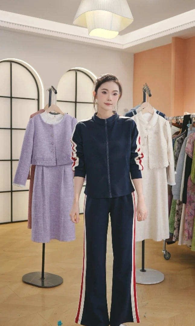 F宽松休闲今年流行新款两件套运动套装