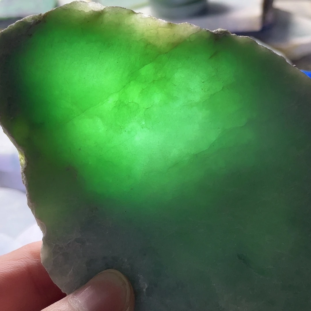 翡翠颈饰未镶嵌毛料60