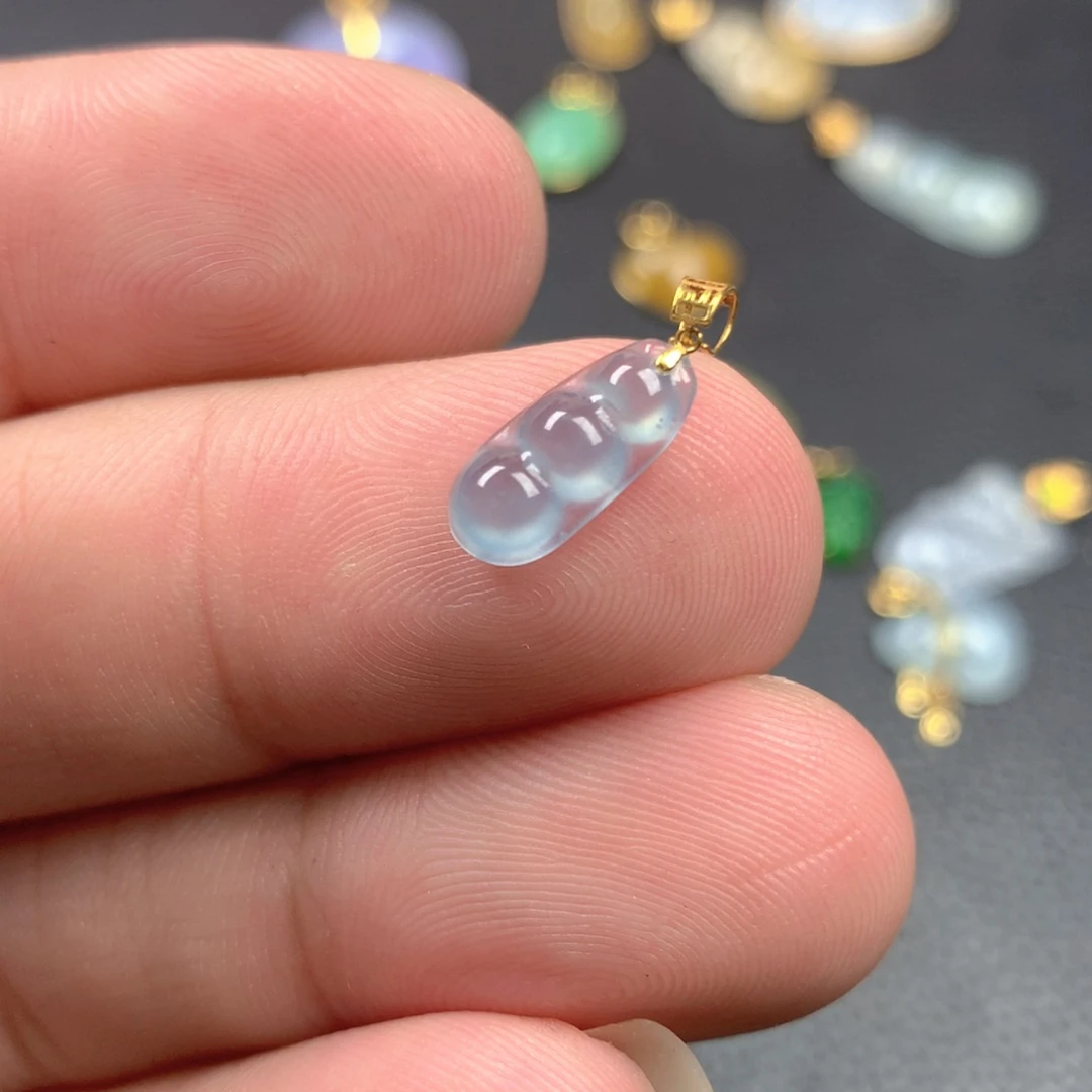 【闪购商品】颈饰18K金镶嵌翡翠翡翠