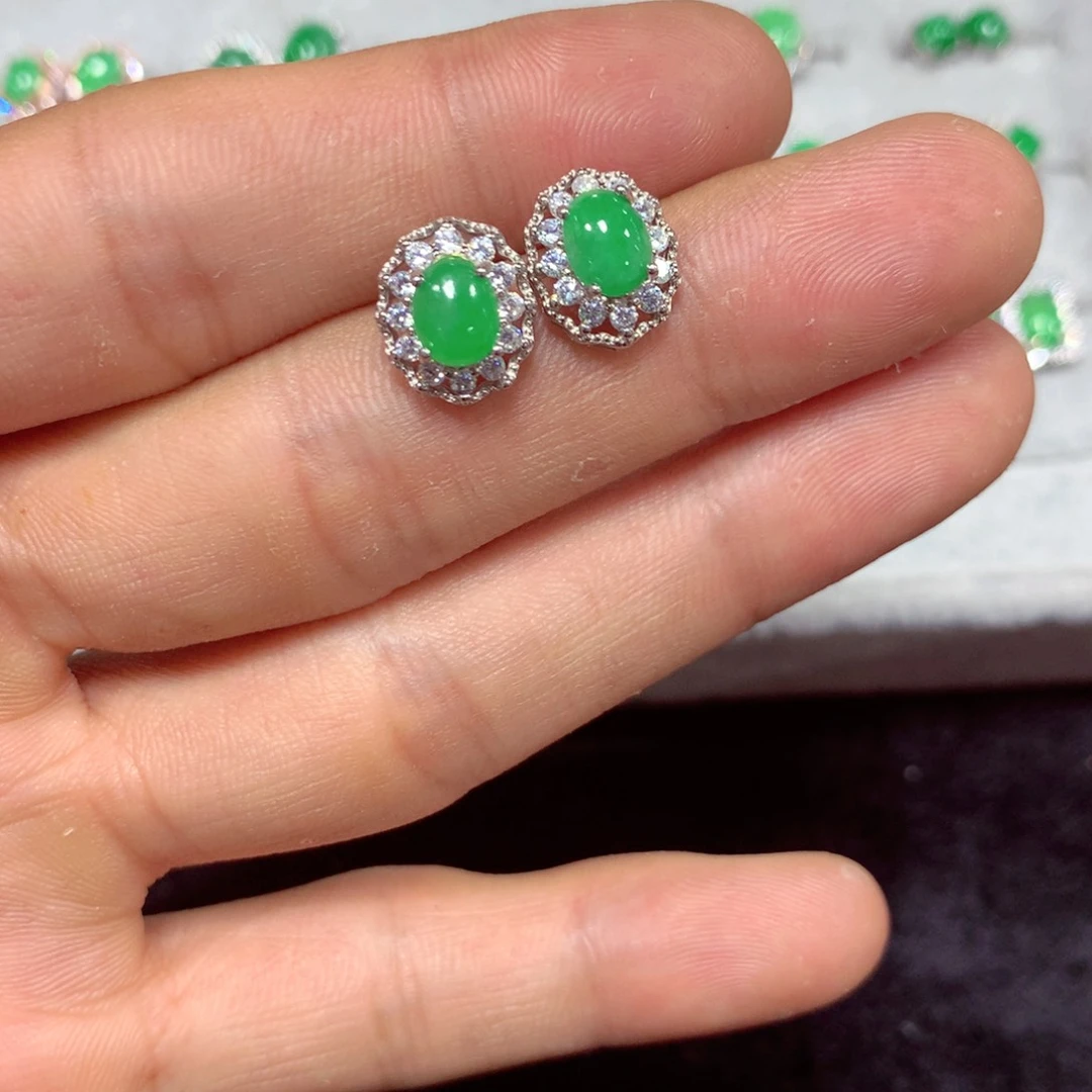 【闪购商品】翡翠戒指未镶嵌美*翡翠耳钉