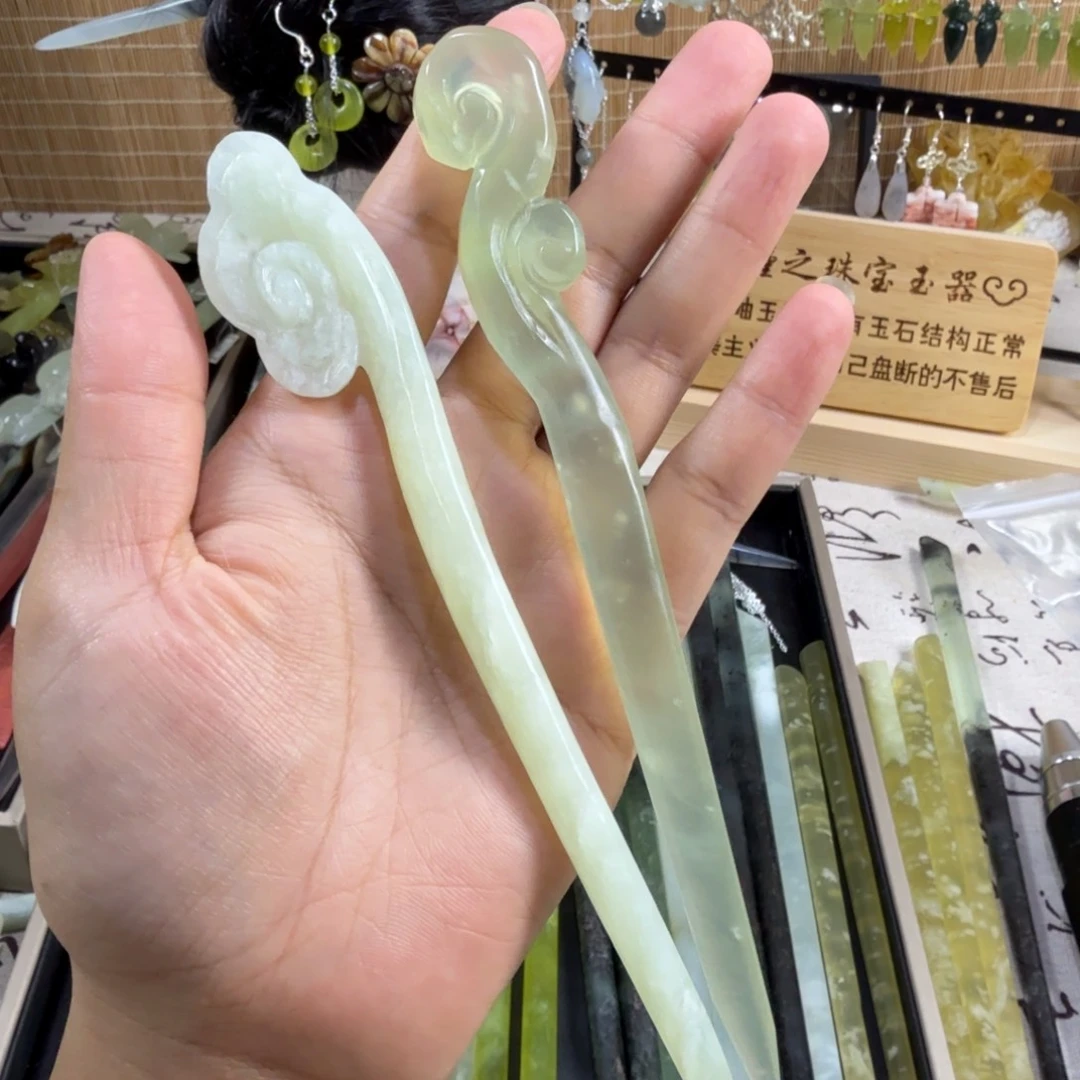 蛇纹石玉未镶嵌发饰