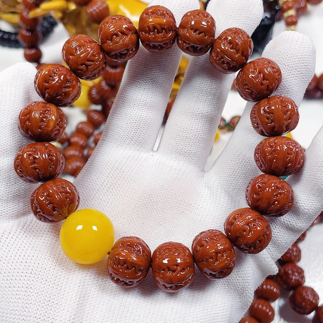 我***凡吊坠猴头核桃猴头