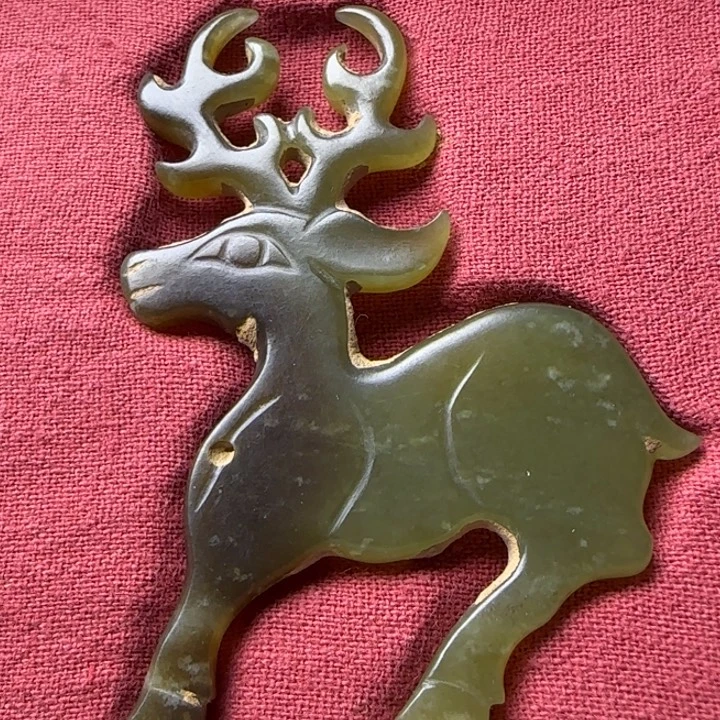 镇***将翡翠未镶嵌挂件鹿8899998999999999999