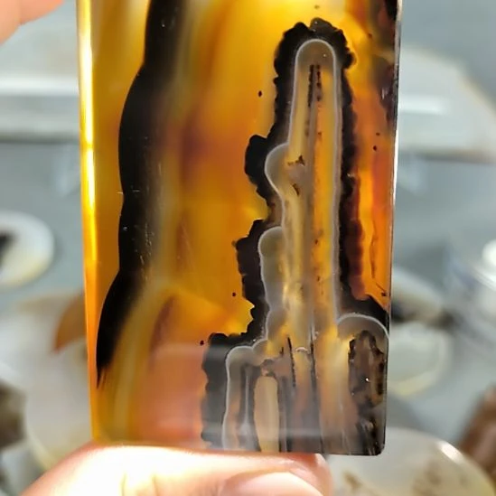 玛瑙/玉髓未镶嵌颈饰胜利之匙