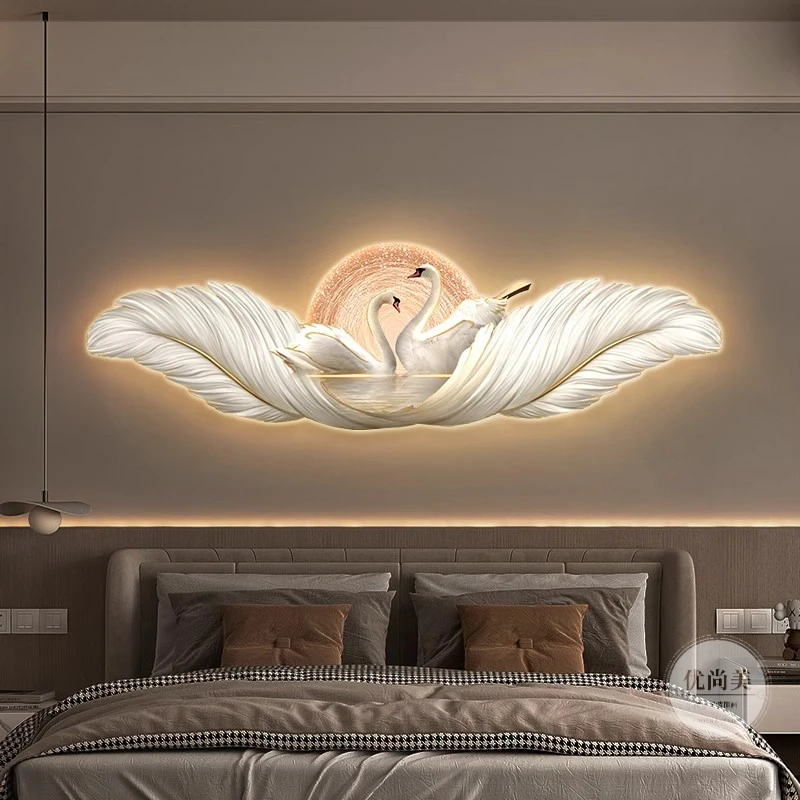 现代轻奢卧室床头挂画天鹅温馨led灯画羽毛客厅装饰画高级感壁画