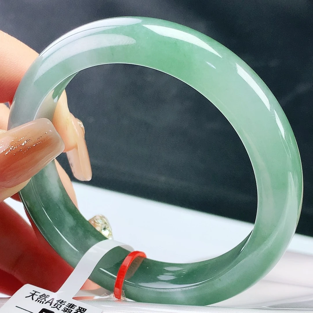 未镶嵌手镯翡翠57圈