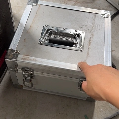 大哥看好下单闪电购7