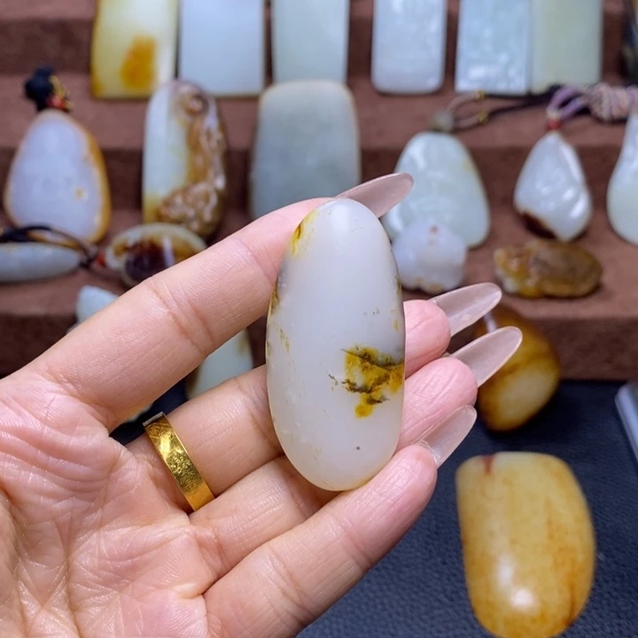 酷***孬定制和田玉定制和田玉