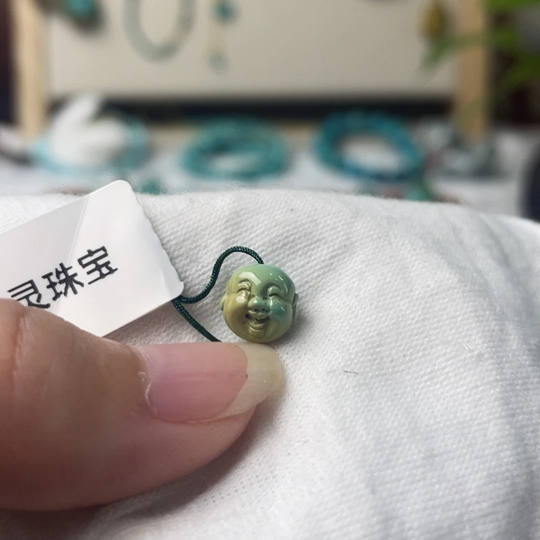 南红玛瑙配饰未镶嵌
