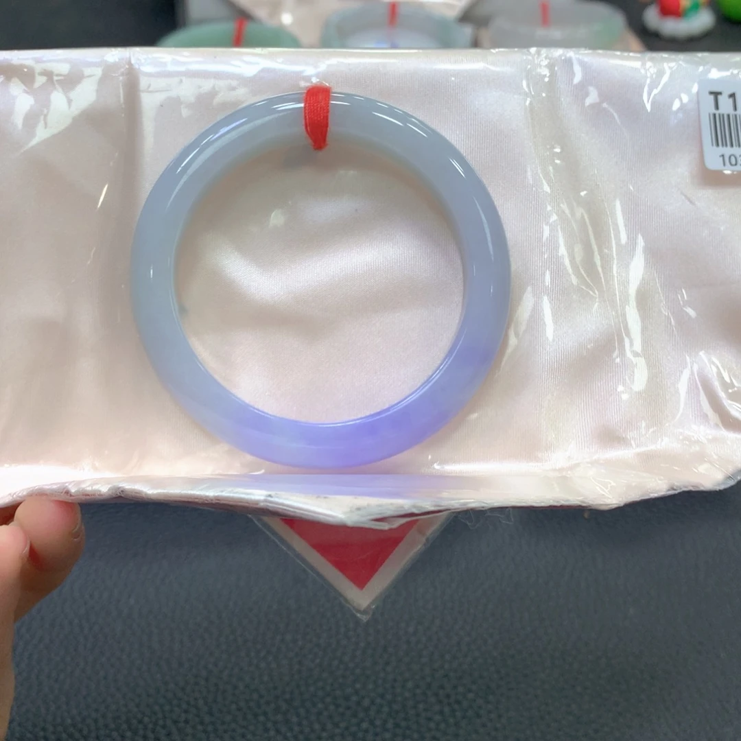 翡翠未镶嵌手镯11