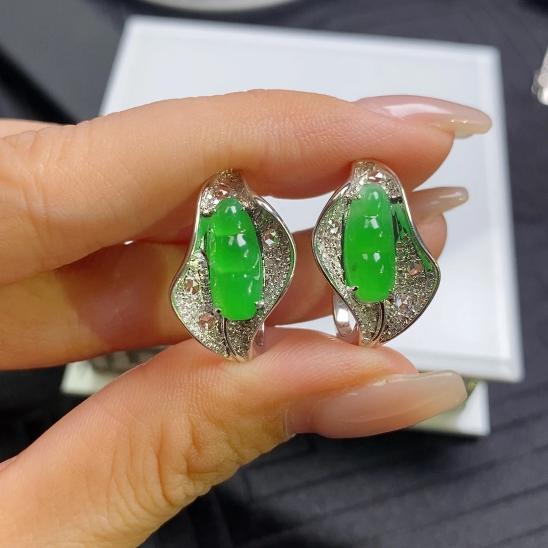 翡翠18K金镶嵌耳饰豆子耳饰