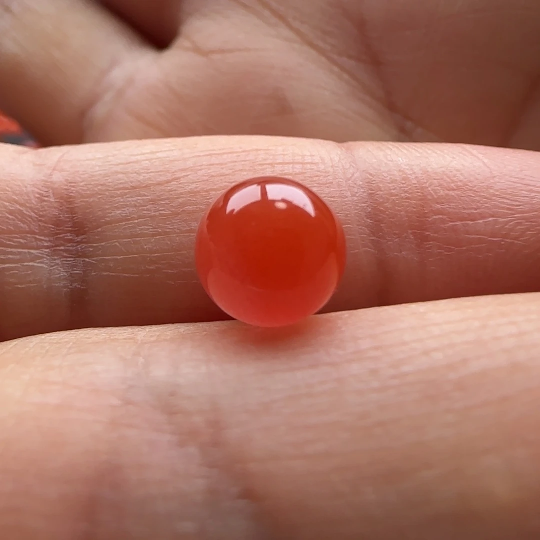 飞***哥南红玛瑙未镶嵌圆珠7.3