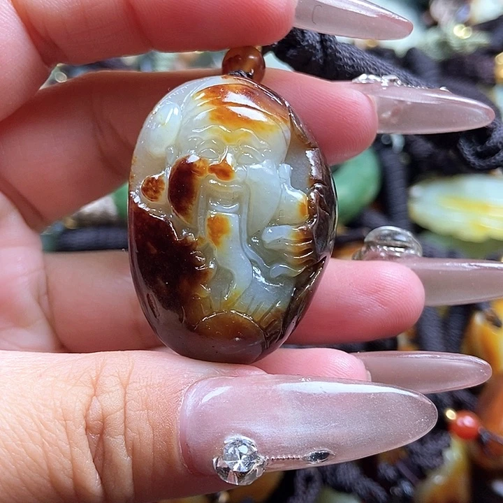 和田玉颈饰未镶嵌