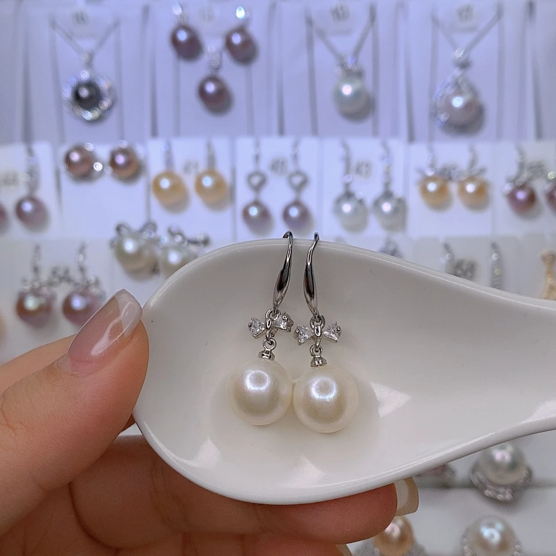 淡水珍珠未镶嵌颈饰