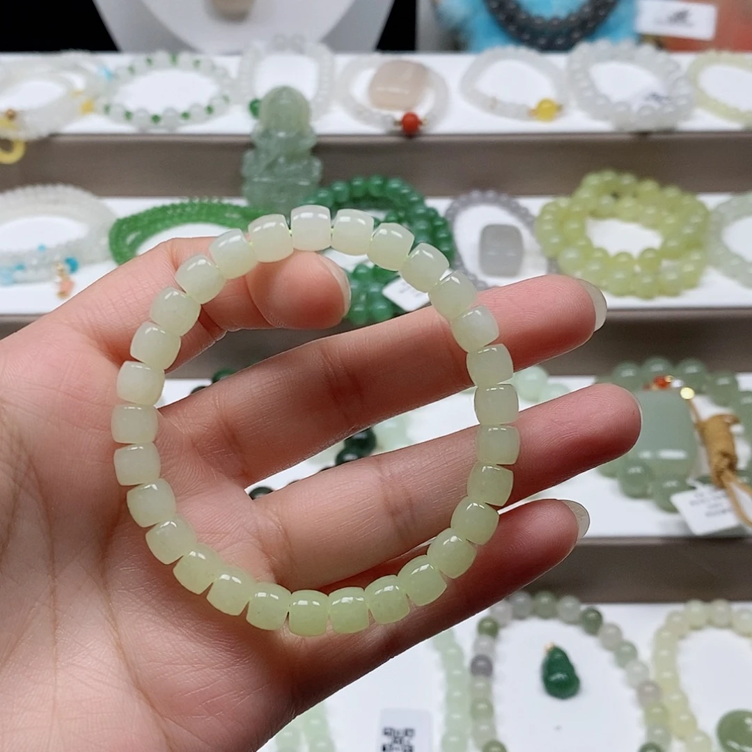 和田玉未镶嵌手串