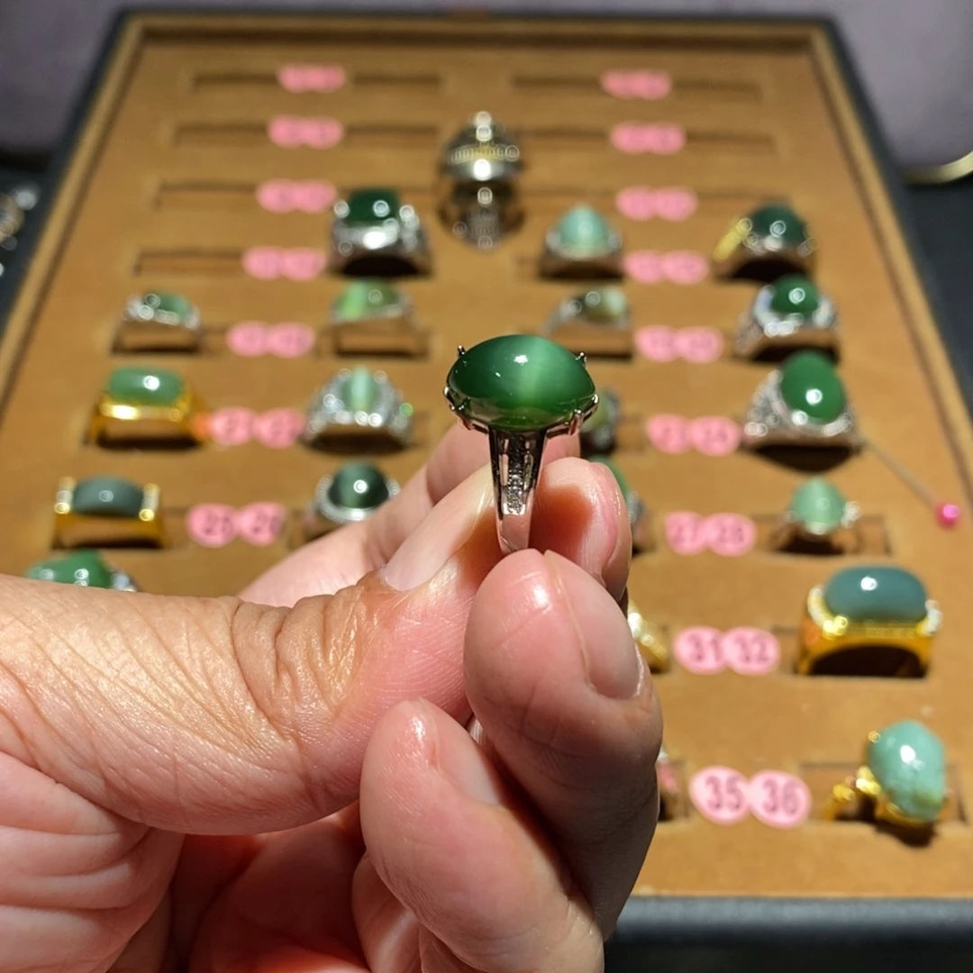 和田玉未镶嵌戒指