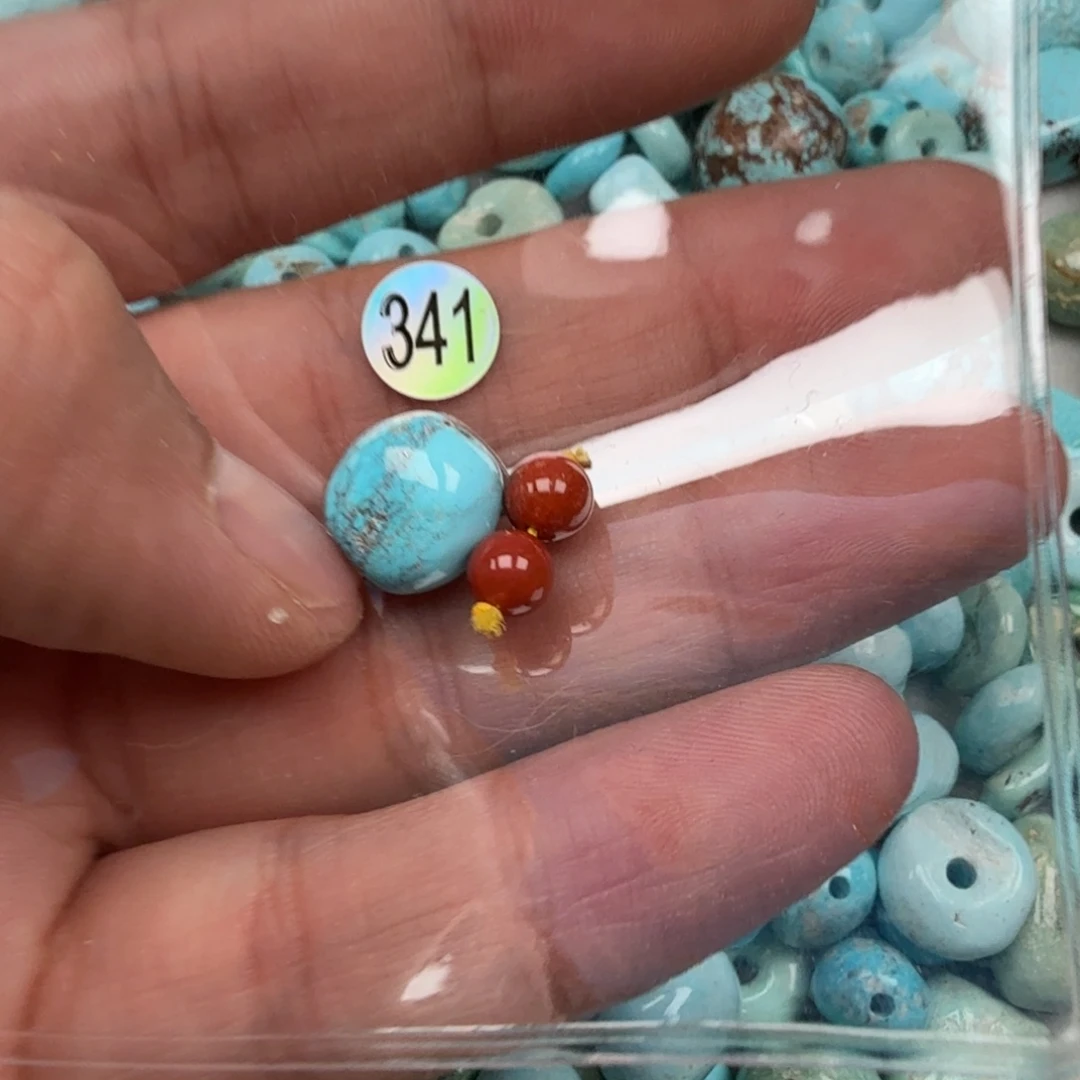 南红玛瑙未镶嵌珠宝奇石