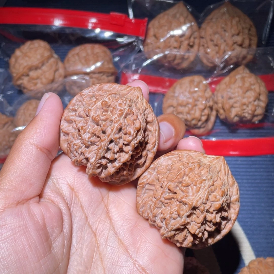 莫***宝文玩核桃吊坠全品满天星44
