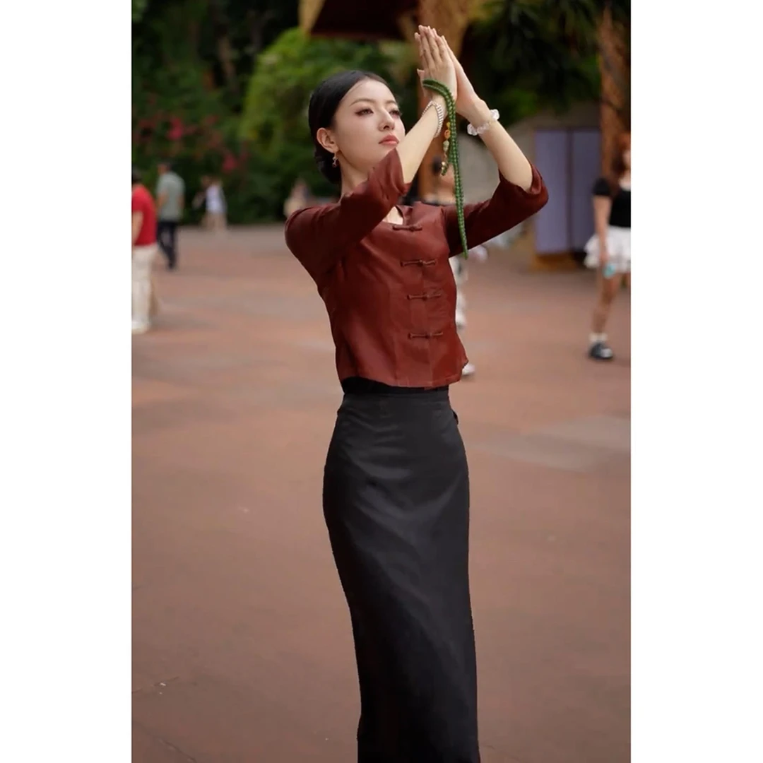 新中式国风穿搭高级感巨好看佛系禅意风醋酸缎面旗袍连衣裙套装秋