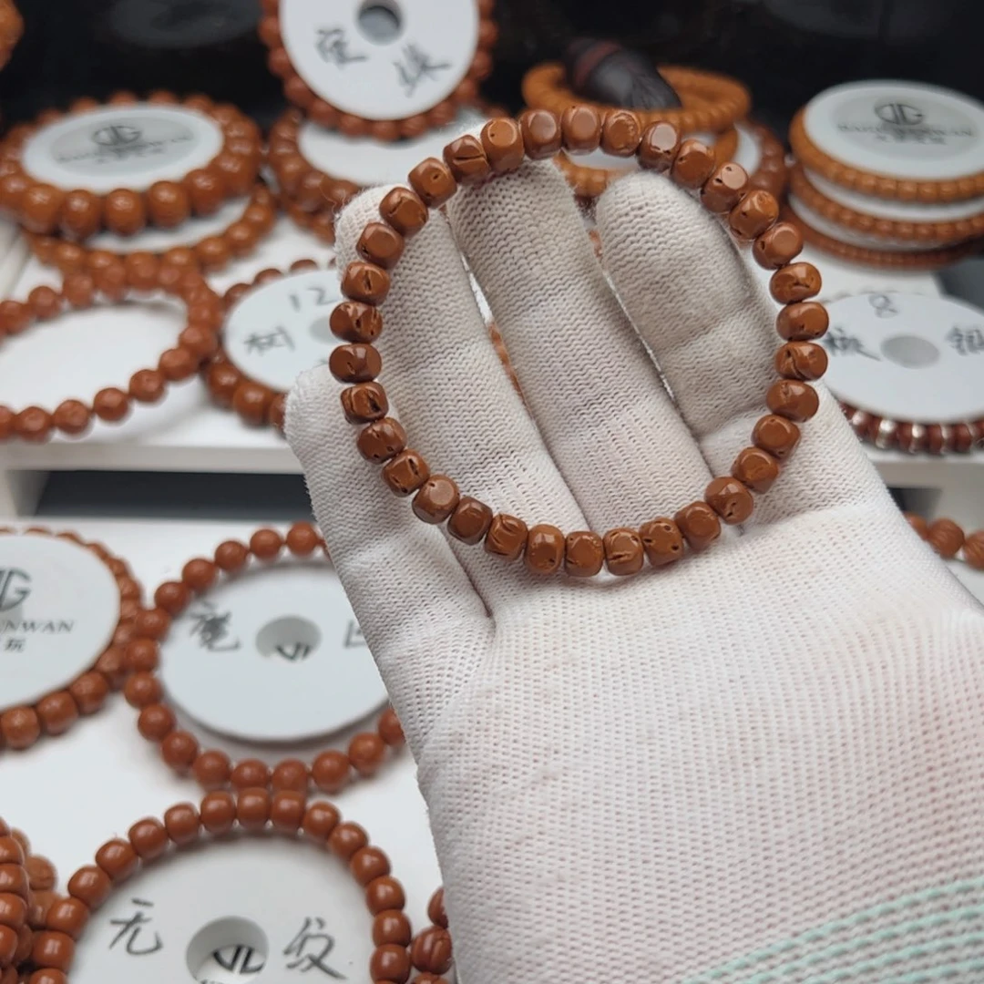 吊坠桃核桃核手串