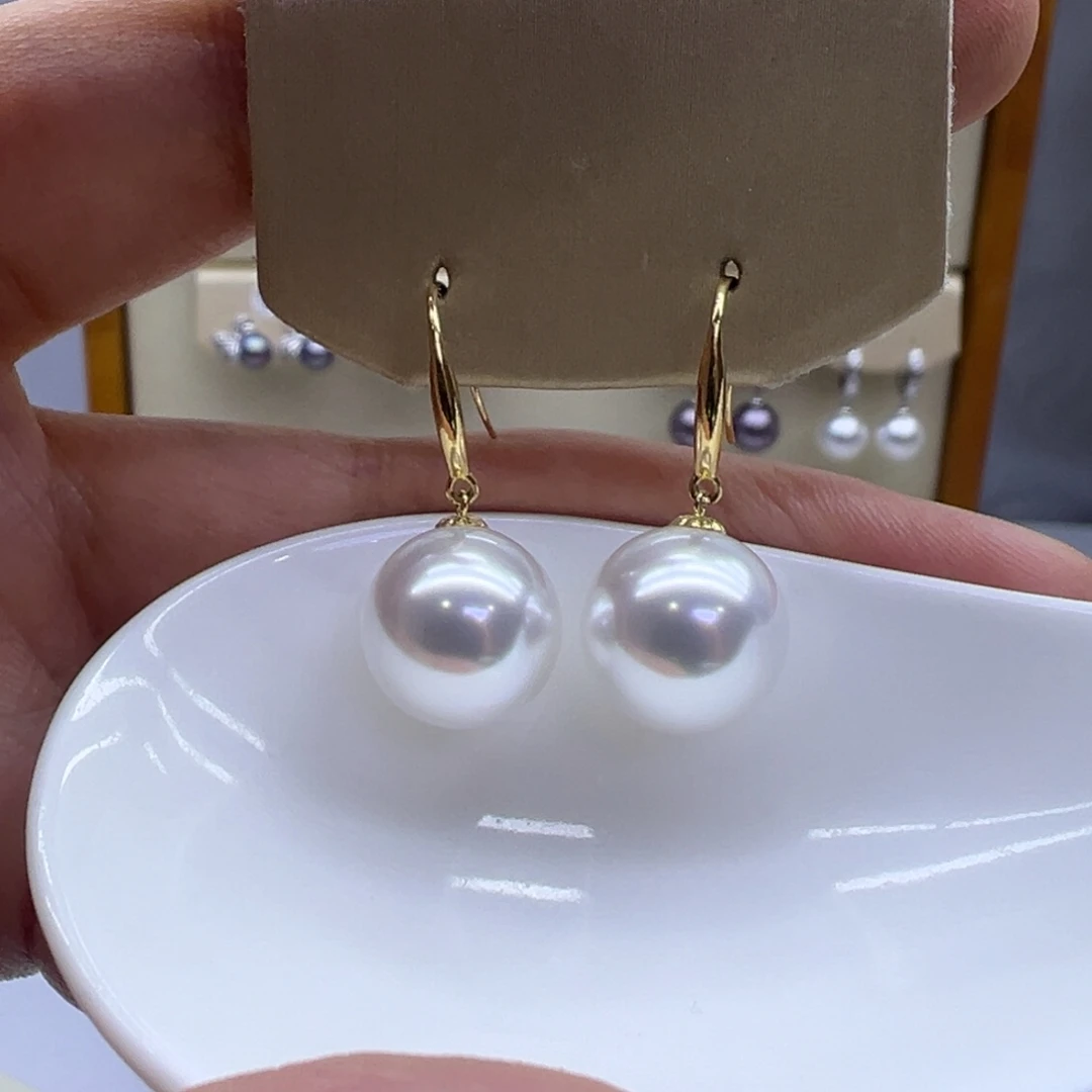 耳饰18K金镶嵌淡水珍珠