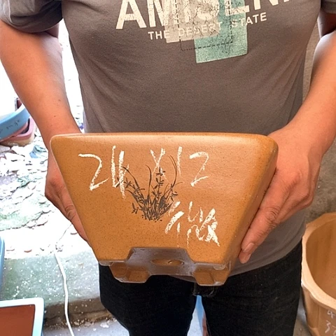 紫砂花盆手工制作