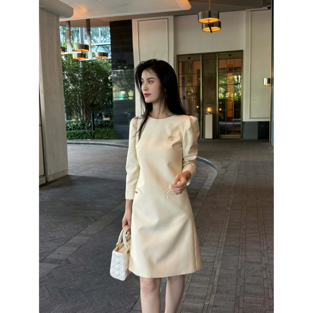Y S Q 秋季新款纯色高级减龄显瘦时尚气质中长款长袖连衣裙