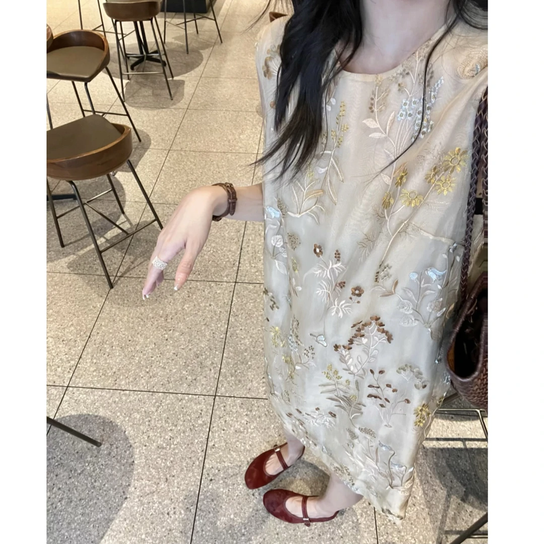FAR ZOOM  国风刺绣背心重工无袖沙滩裙连衣裙