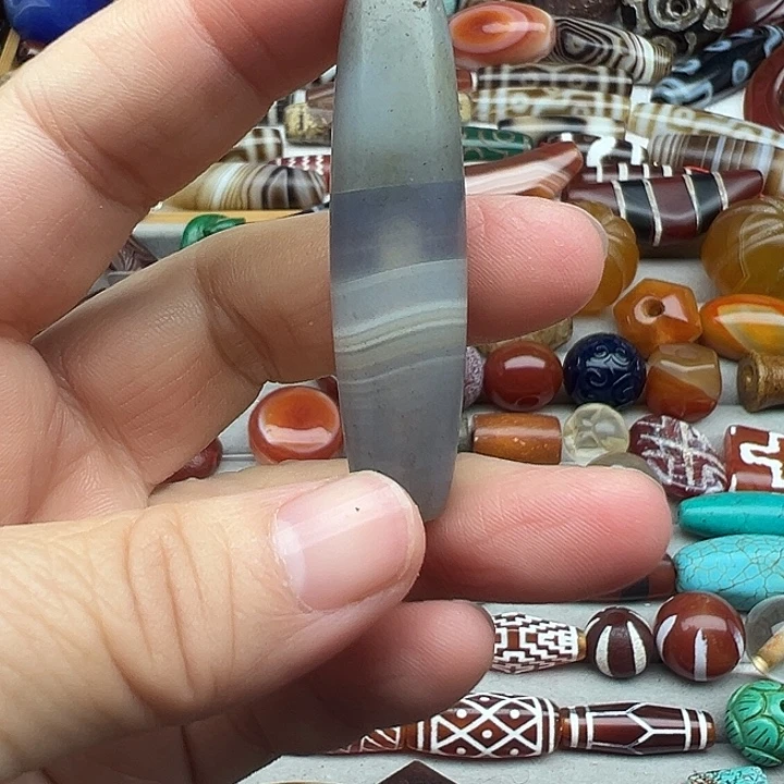 玛瑙/玉髓合金颈饰
