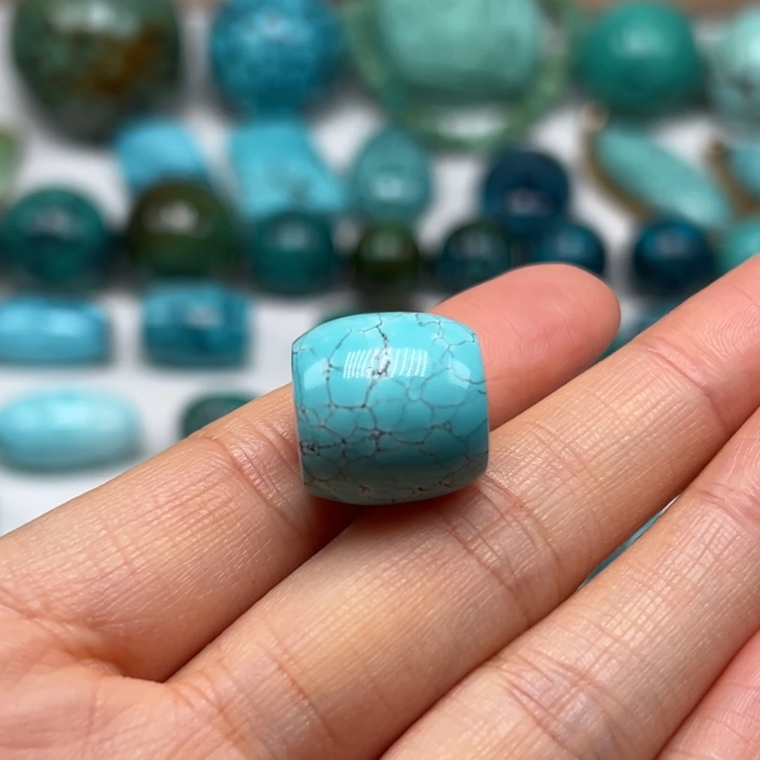 Z***伦绿松石未镶嵌珠宝奇石