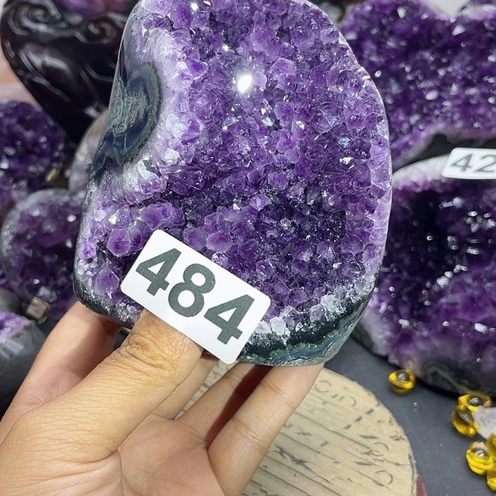 未镶嵌水晶大型摆件（非配饰）