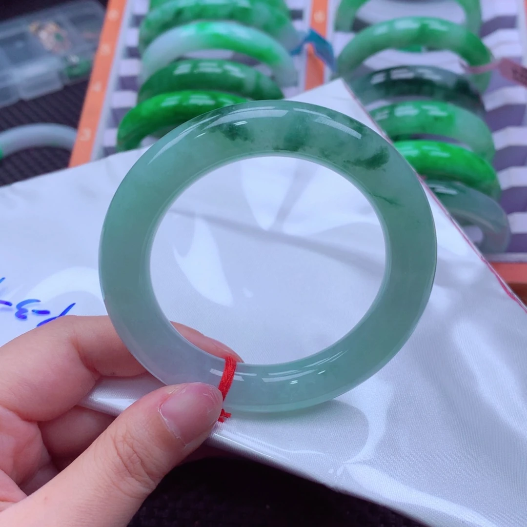 未镶嵌手镯翡翠仙**姐翡翠