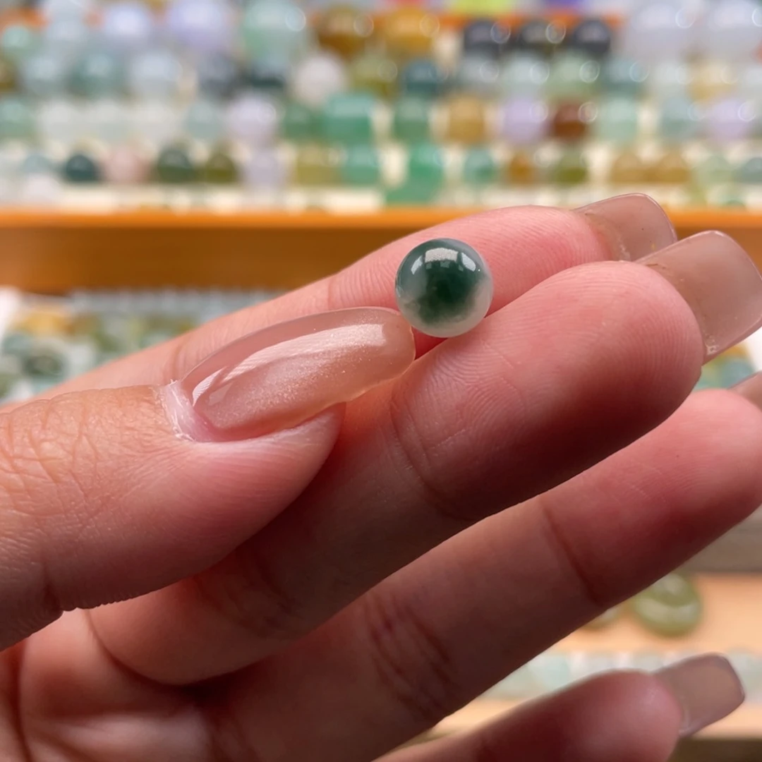 散珠翡翠天然缅甸翡翠a货飘花7.8