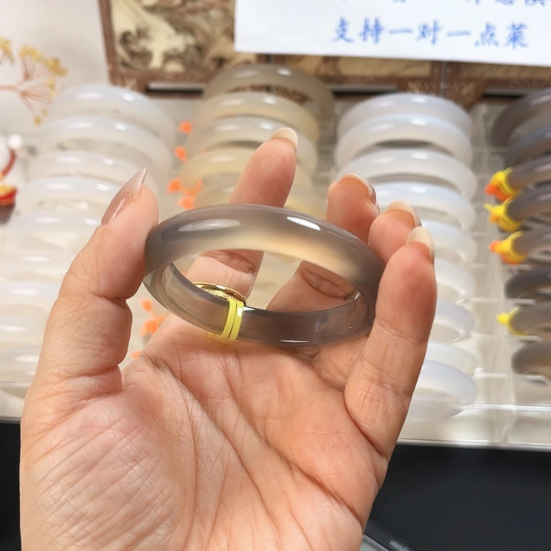 玛瑙/玉髓未镶嵌手镯