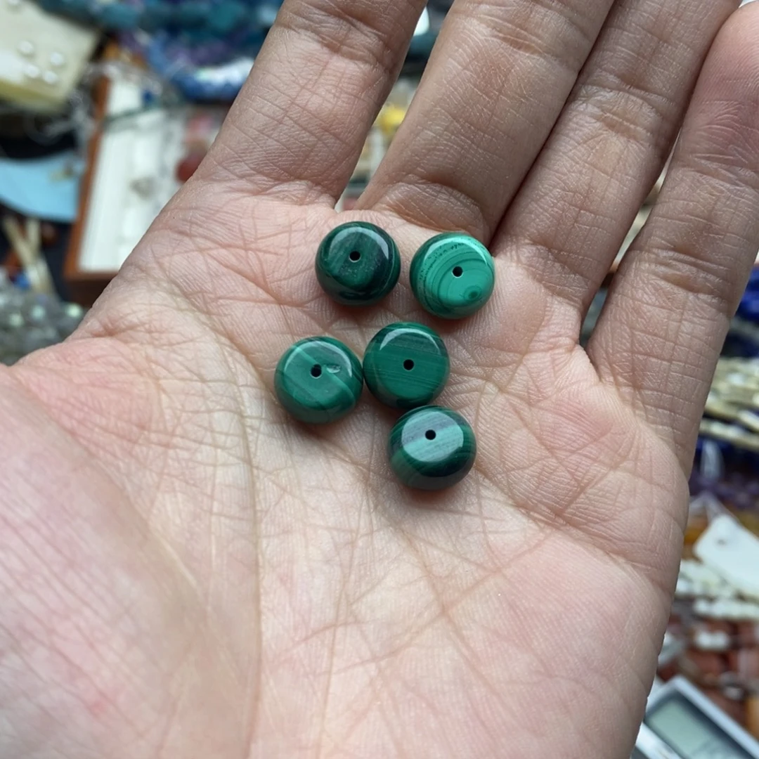 玛瑙/玉髓未镶嵌珠宝半成品五个10mm天然孔雀石隔片