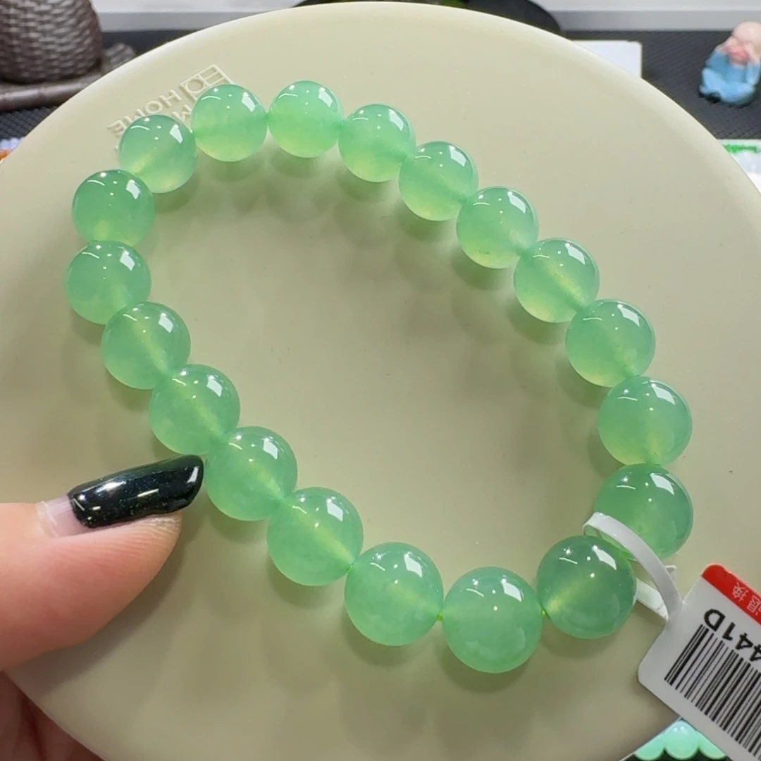 翡翠手链未镶嵌高冰葡萄绿手串卡10 毕业！