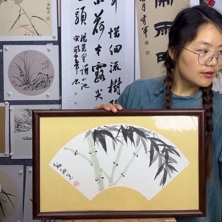 国画手绘带框竹报平安