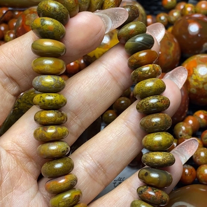 玛瑙/玉髓颈饰未镶嵌泽*