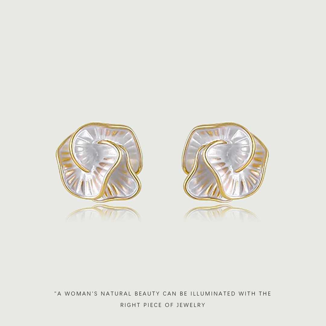 铜合金贝壳耳饰 【山茶花】耳钉A358