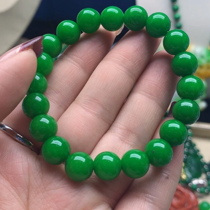 翡翠颈饰未镶嵌吊坠