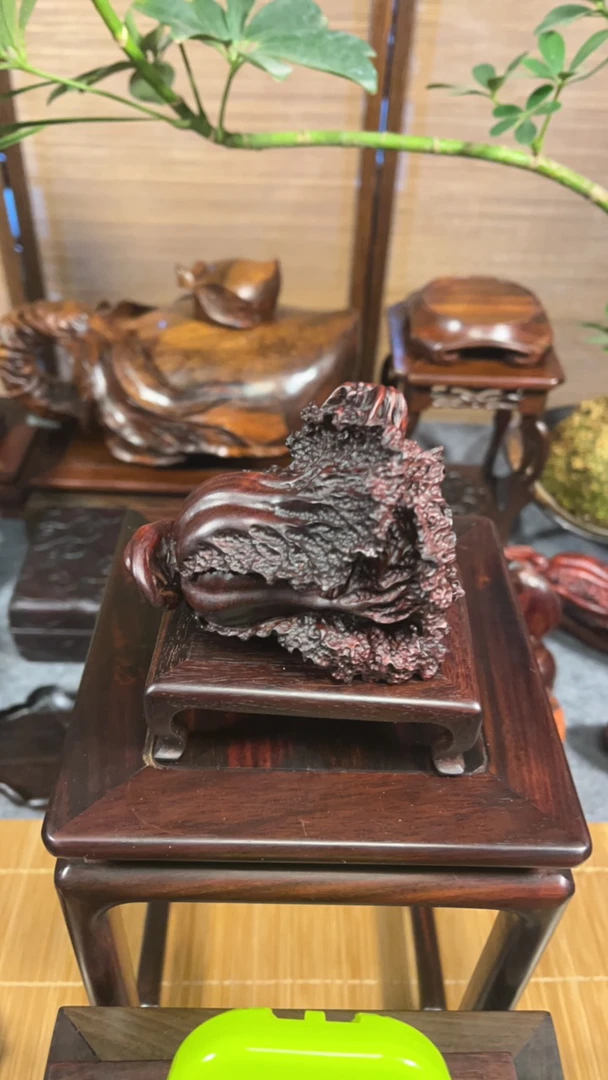 小叶紫檀白菜手把件