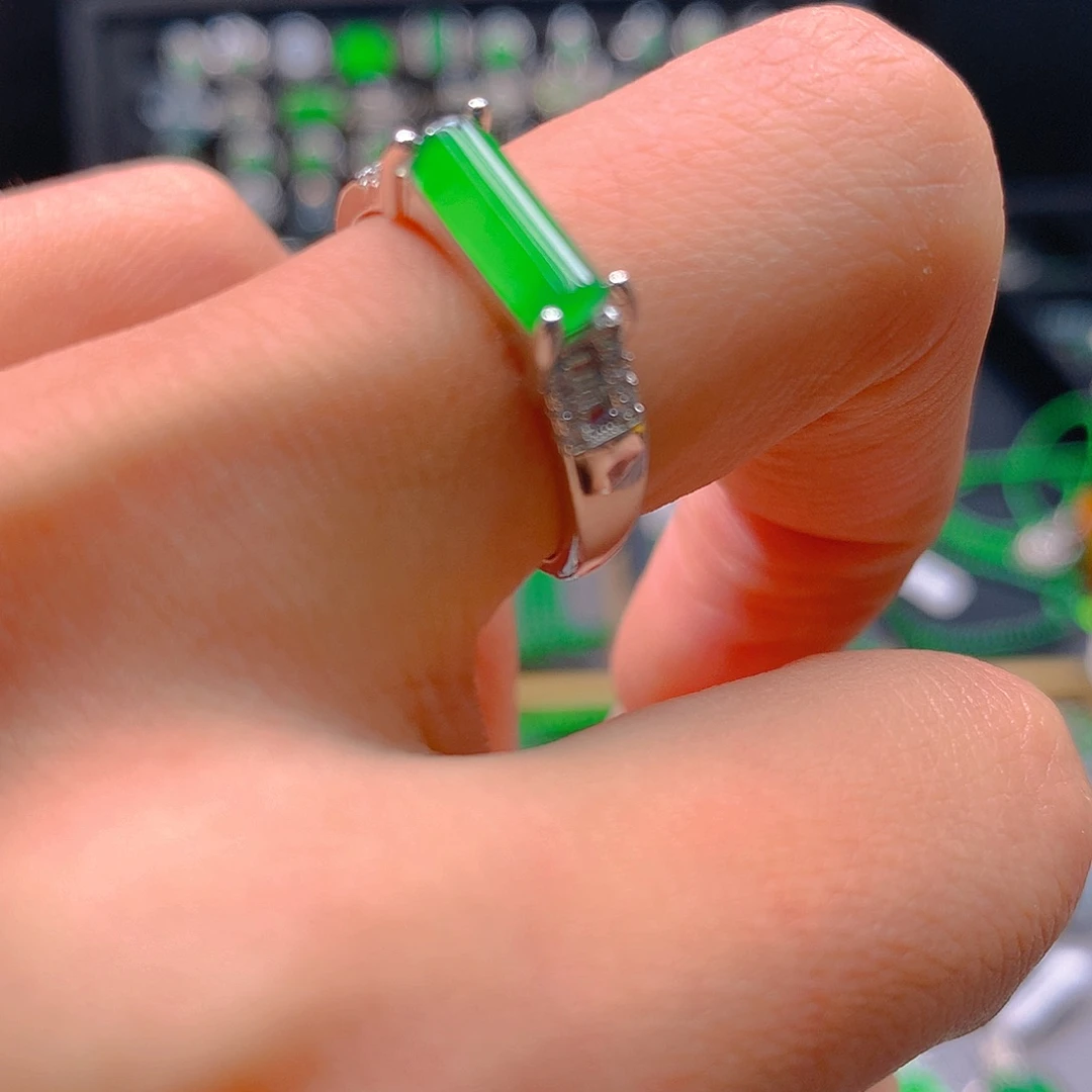 翡翠未镶嵌耳饰天然翡翠