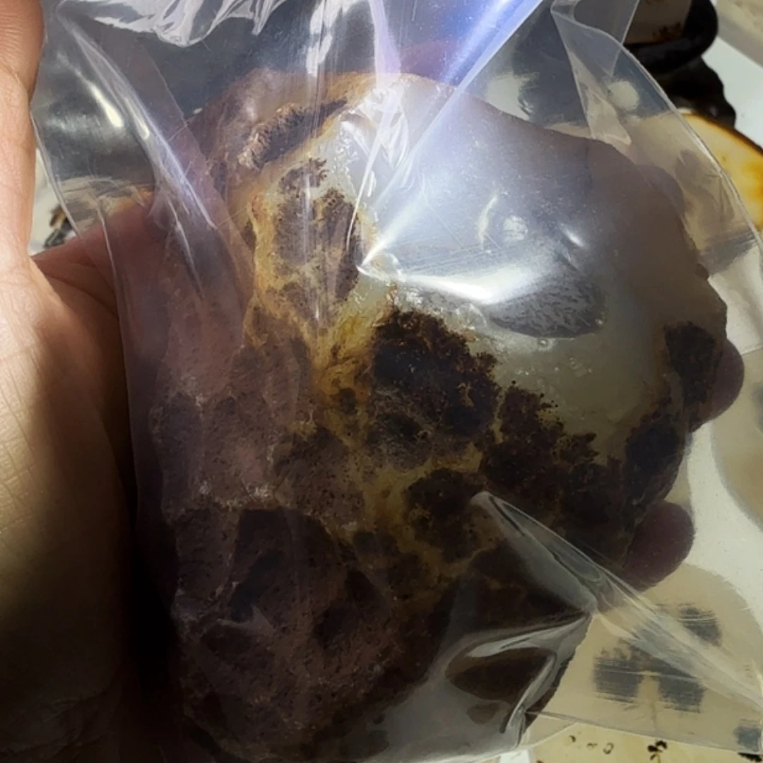 蓝****玛瑙/玉髓未镶嵌珠宝半成品