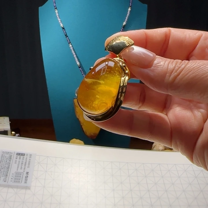 琥珀未镶嵌颈饰波兰设计款琥珀蜜蜡
