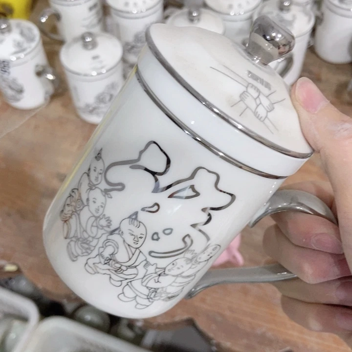 茶具微瑕，介意勿拍