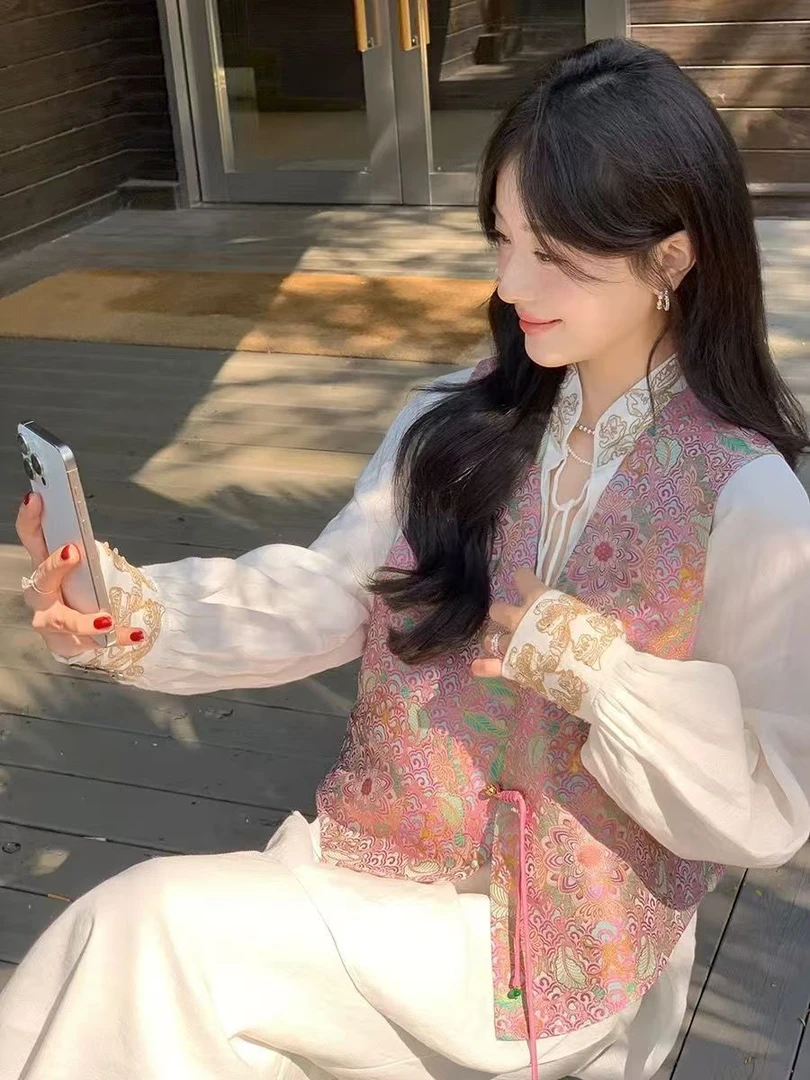 新中式国风马甲女款2025春夏新款提花上衣短款马夹外套